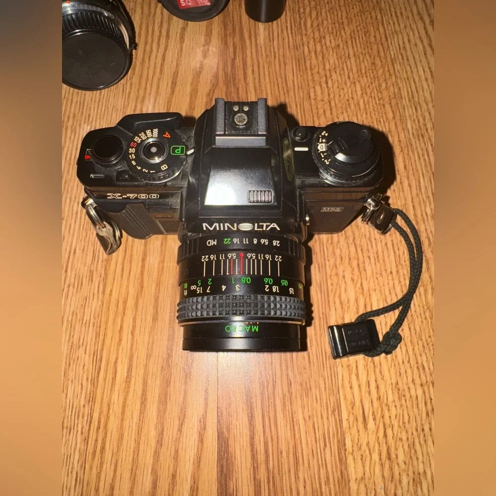 Minolta X-700 Camera set & Albinar Camera Bag